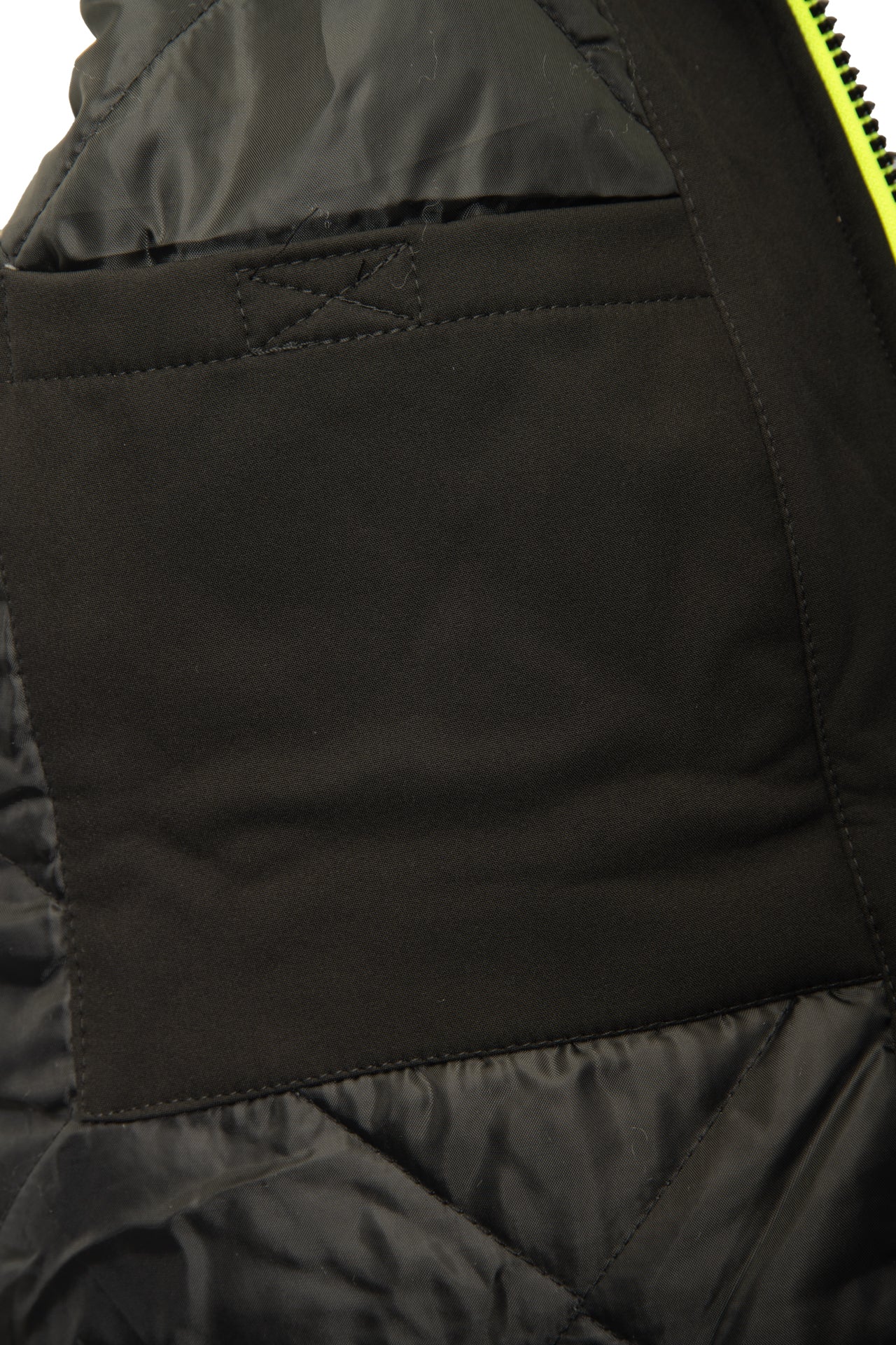 benefit_ocieplany_softshell_rival_(12).jpg