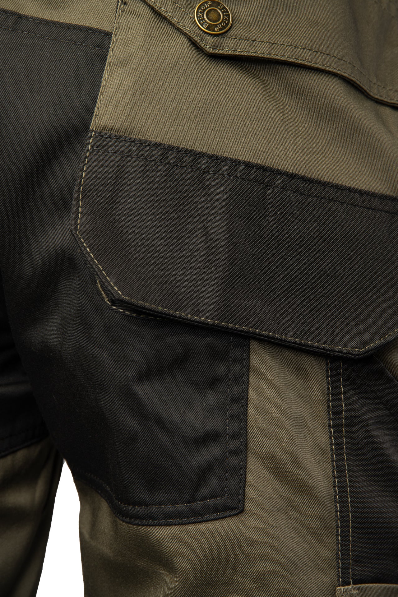 brixton_practical_spodnie_krotkie_khaki_apks_(1).jpg