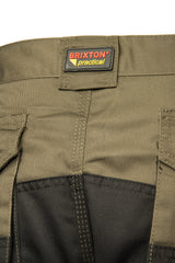brixton_practical_spodnie_krotkie_khaki_apks_(4).jpg